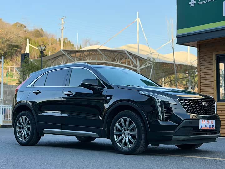 Фото 3 - Cadillac XT4