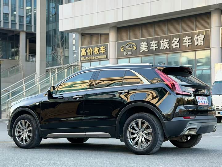 Фото 7 - Cadillac XT4