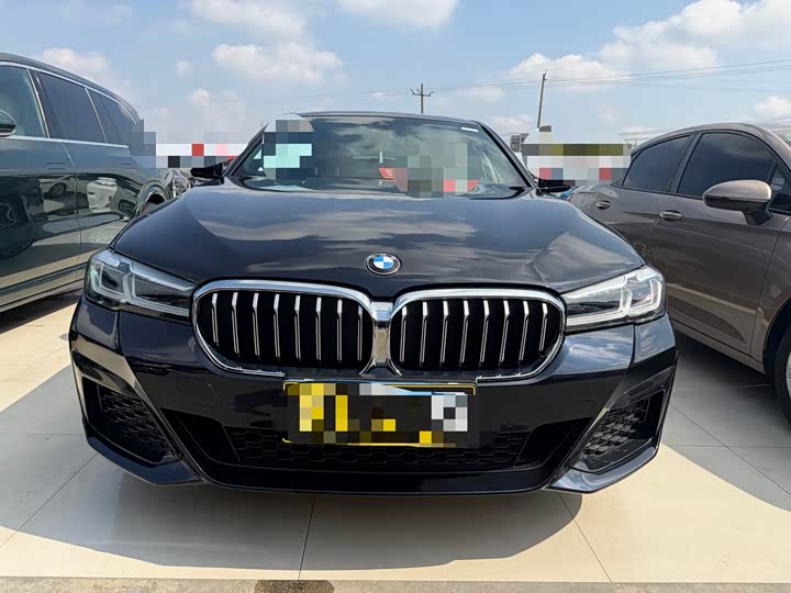 Фото 2 - BMW 5 Series