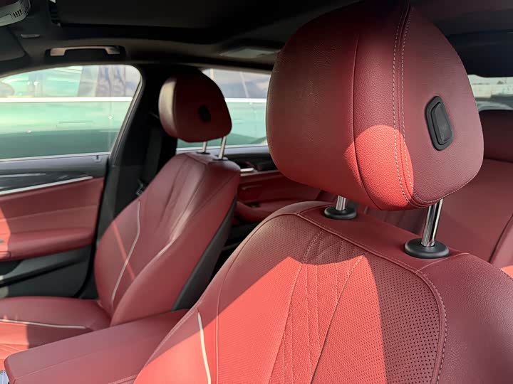 Фото 5 - BMW 5 Series