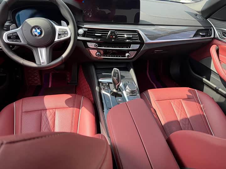 Фото 8 - BMW 5 Series