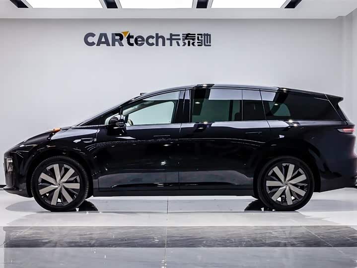 Фото 3 - LiXiang i8