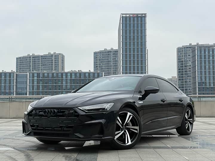 Фото 2 - Audi A7L