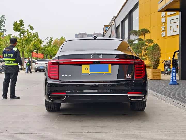 Фото 5 - Hongqi H9