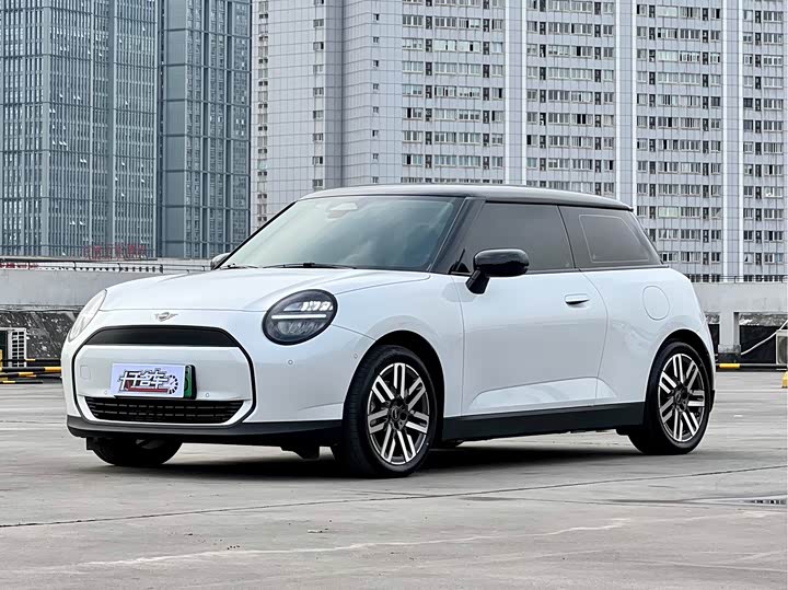 Фото 1 - Mini Cooper