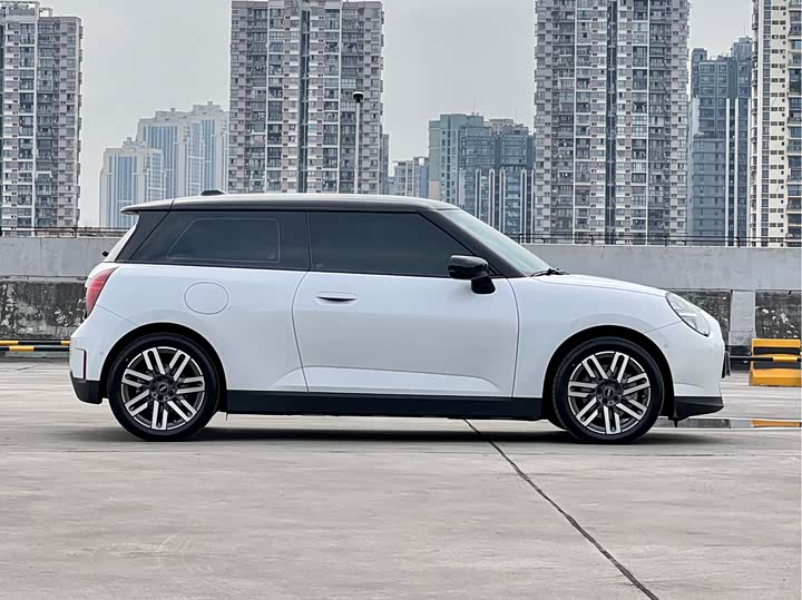 Фото 6 - Mini Cooper