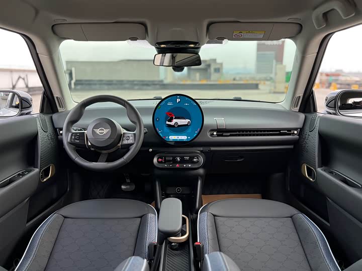 Фото 8 - Mini Cooper