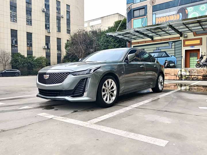 Фото 1 - Cadillac CT5