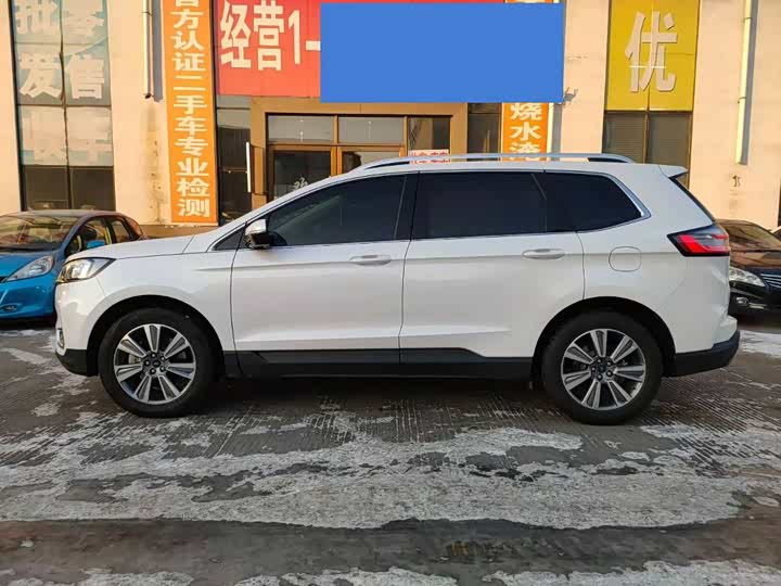 Фото 3 - Ford Edge