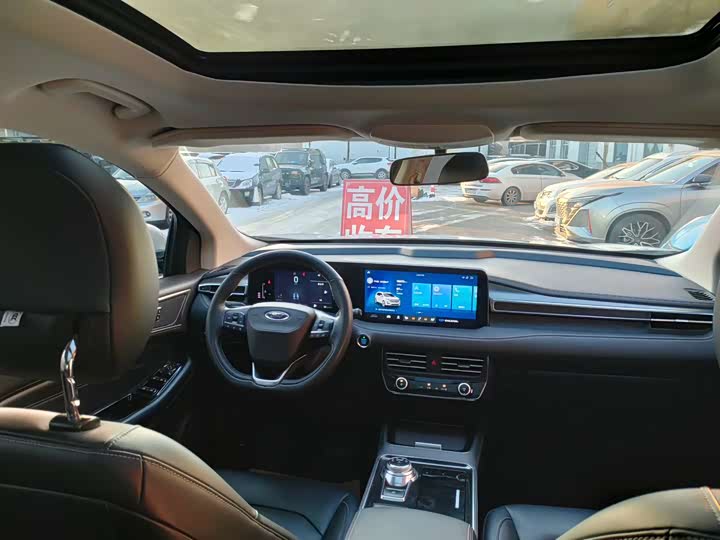 Фото 6 - Ford Edge