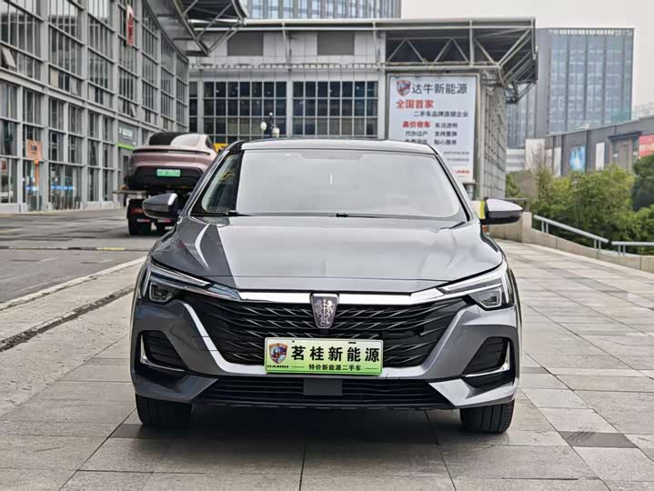 Фото 2 - Roewe i6 Max EV