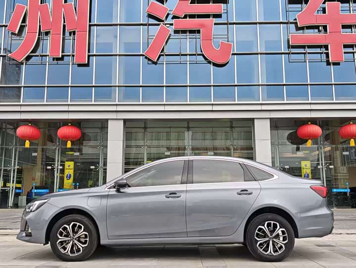 Фото 3 - Roewe i6 Max EV