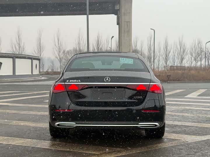 Фото 8 - Mercedes-Benz E-Class Hybrid