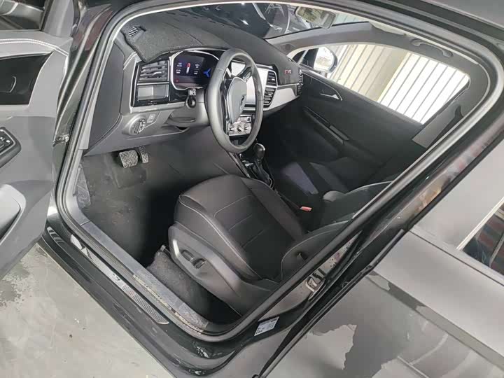 Фото 2 - Jetta VS7