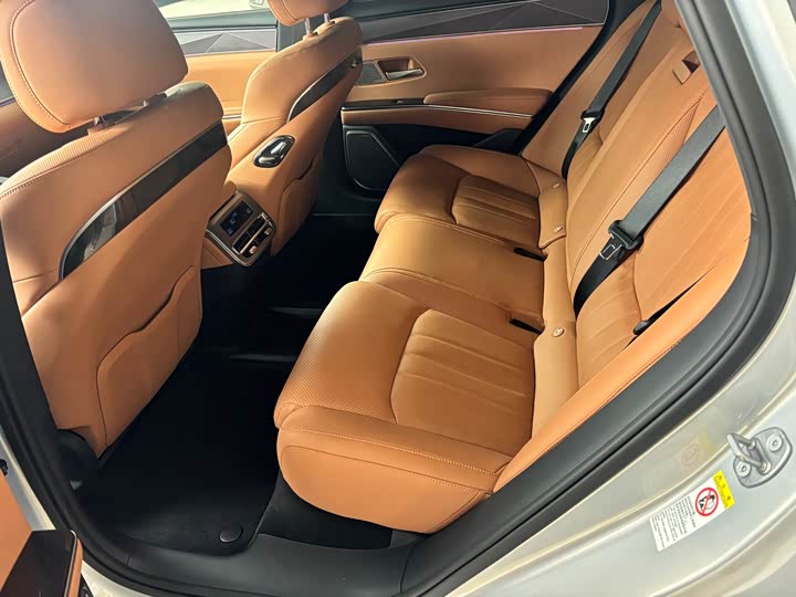 Фото 7 - BYD Han L