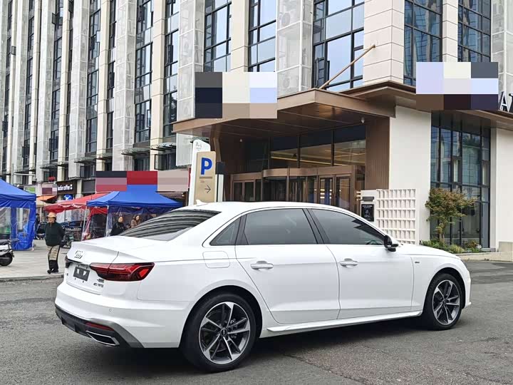 Фото 9 - Audi A4L