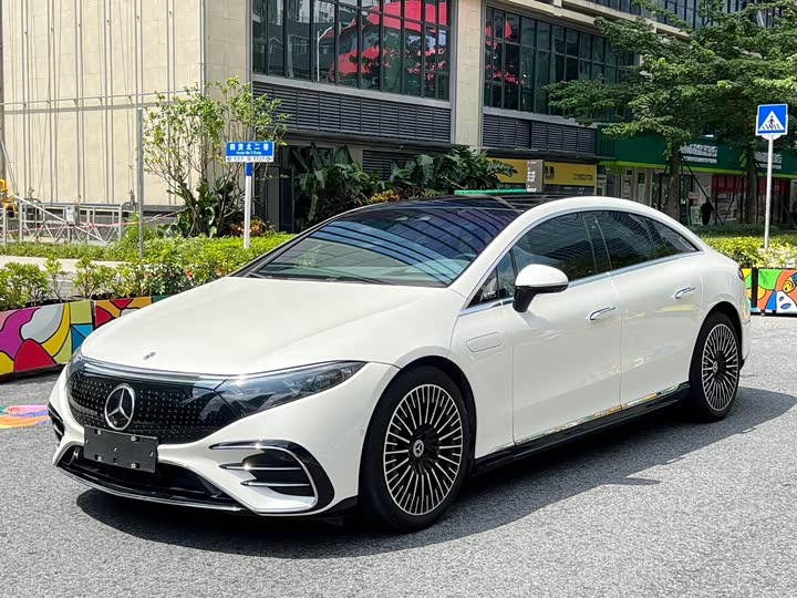 Фото 1 - Mercedes-Benz EQS