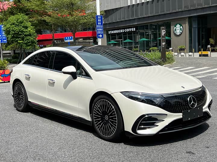 Фото 3 - Mercedes-Benz EQS