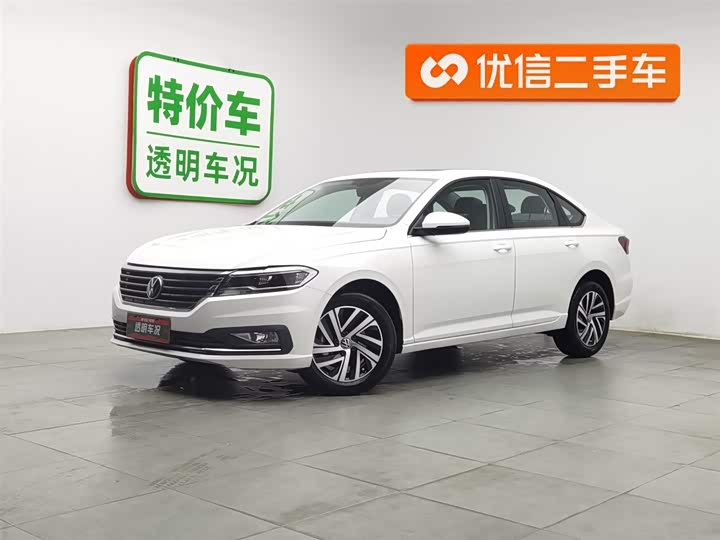 Photo 1 - Volkswagen Lavida