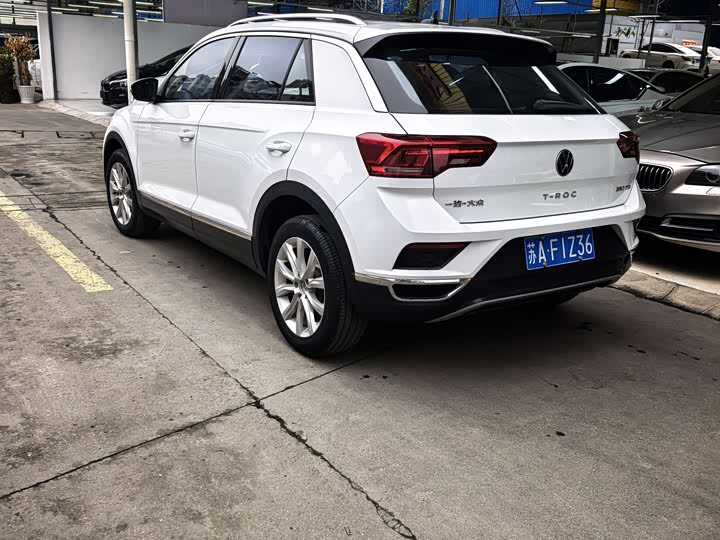 Фото 4 - Volkswagen T-Roc