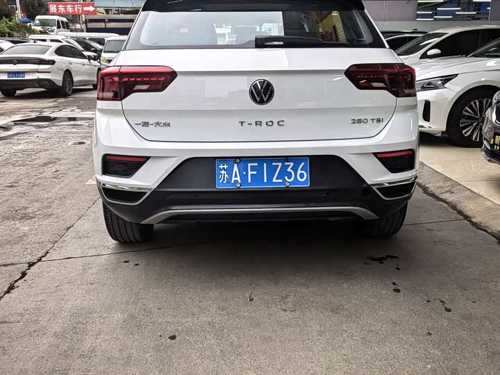 Фото 5 - Volkswagen T-Roc