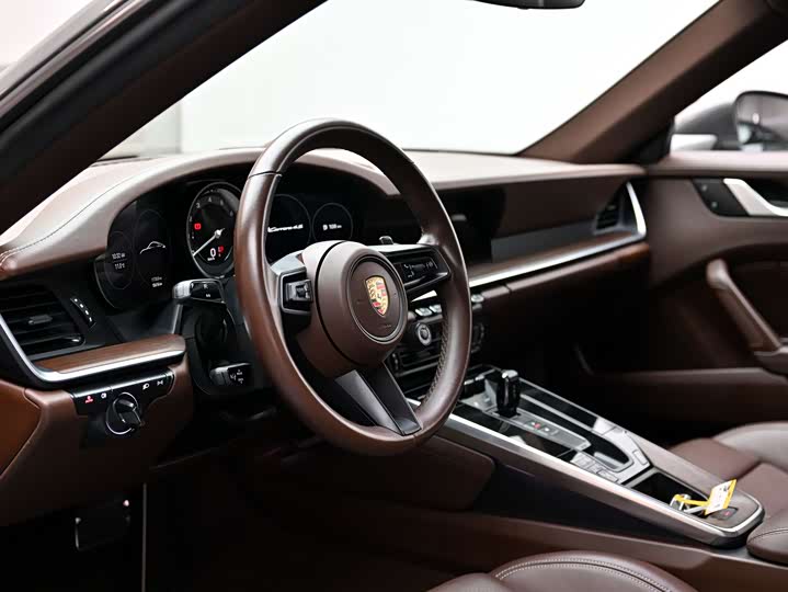 Фото 8 - Porsche 911