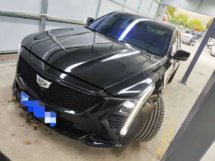 Фото 1 - Cadillac CT5