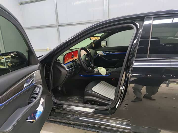 Фото 7 - Cadillac CT5