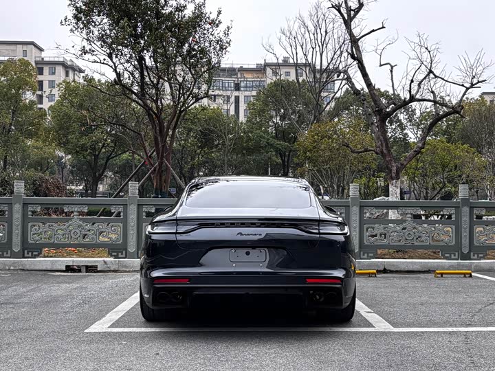 Фото 6 - Porsche Panamera