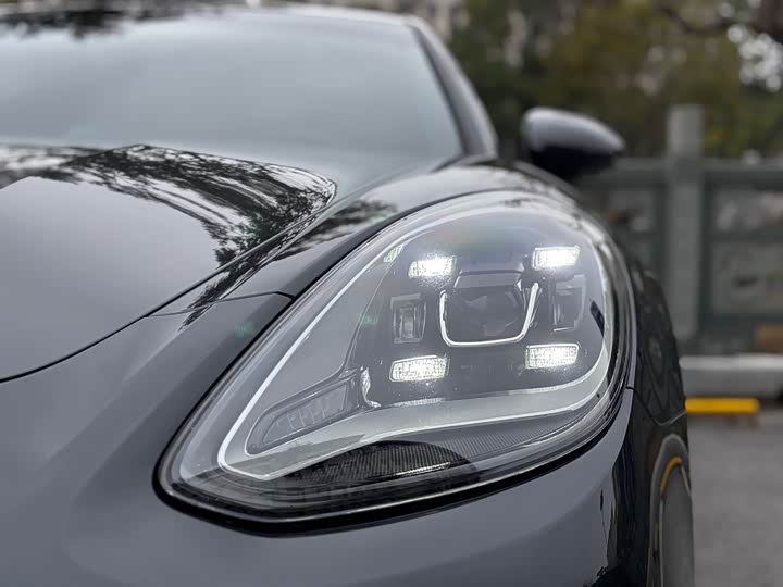 Фото 7 - Porsche Panamera