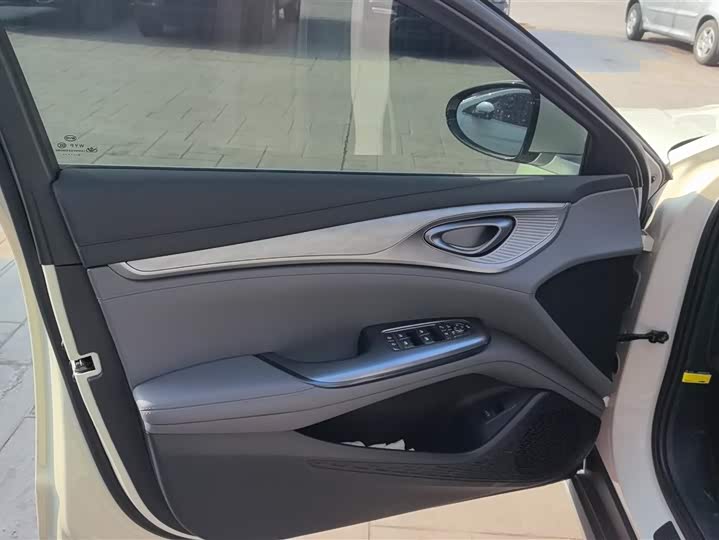 Фото 7 - BYD Seal