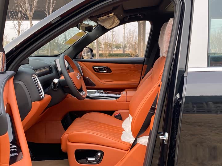 Фото 3 - Geely Galaxy M9