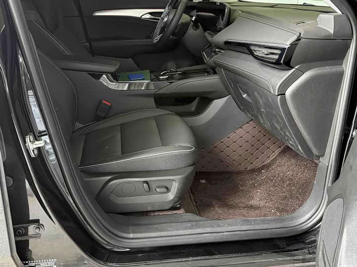 Фото 9 - Buick Envision Plus