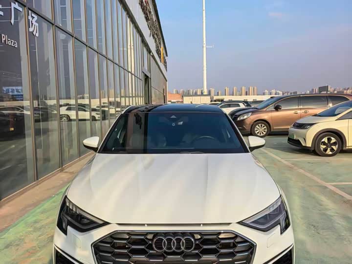 Фото 2 - Audi A3