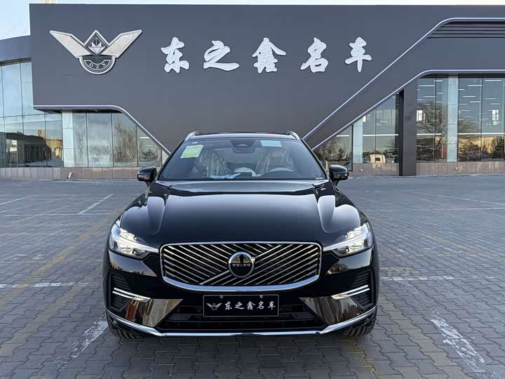 Фото 2 - Volvo XC60
