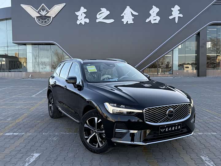 Фото 4 - Volvo XC60