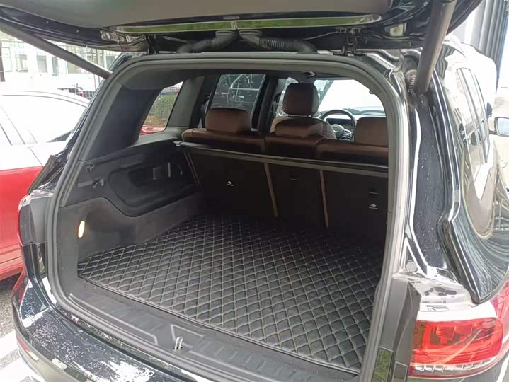 Фото 9 - Mercedes-Benz GLB-Class