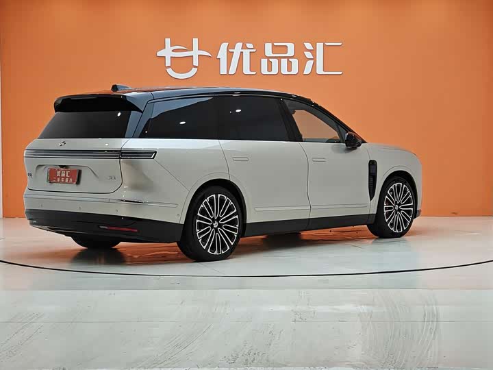 Фото 5 - Nio ES8