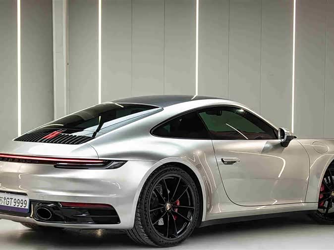 Фото 7 - Porsche 911