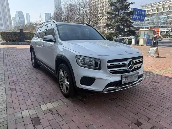 Фото 3 - Mercedes-Benz GLB-Class