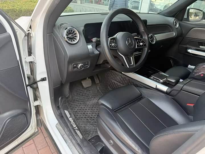 Фото 6 - Mercedes-Benz GLB-Class