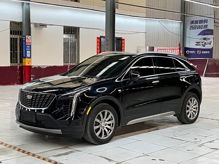 Фото 1 - Cadillac XT4
