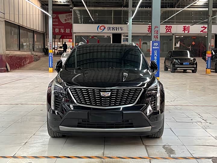 Фото 2 - Cadillac XT4