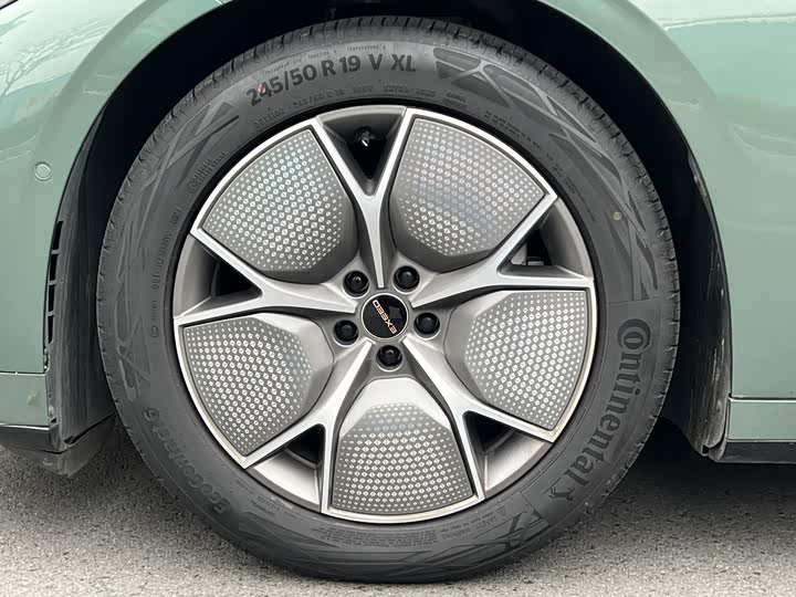 Фото 8 - Exeed Sterra ES