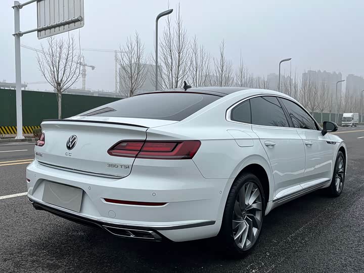 Фото 8 - Volkswagen CC