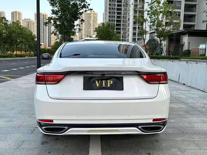 Фото 8 - Geely Emgrand GT