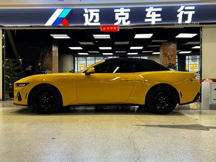 Фото 2 - Ford Mustang