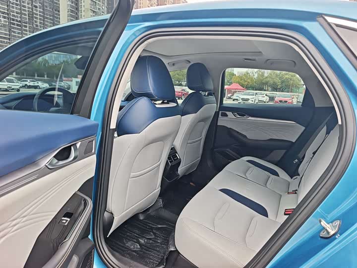 Фото 5 - Geely Preface