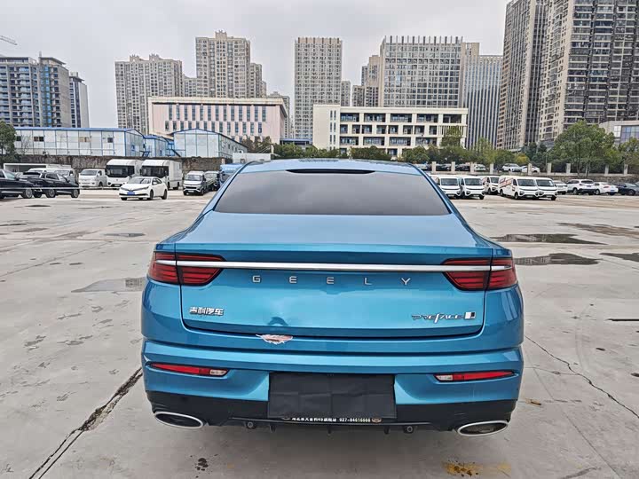 Фото 8 - Geely Preface