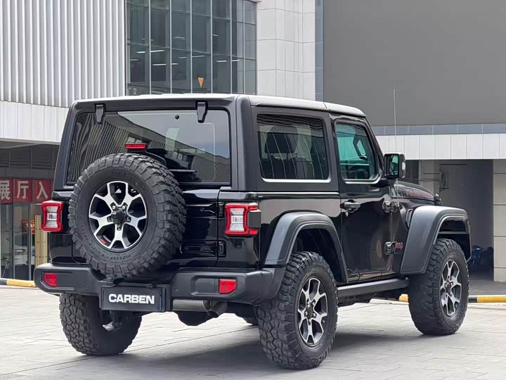 Фото 7 - Jeep Wrangler